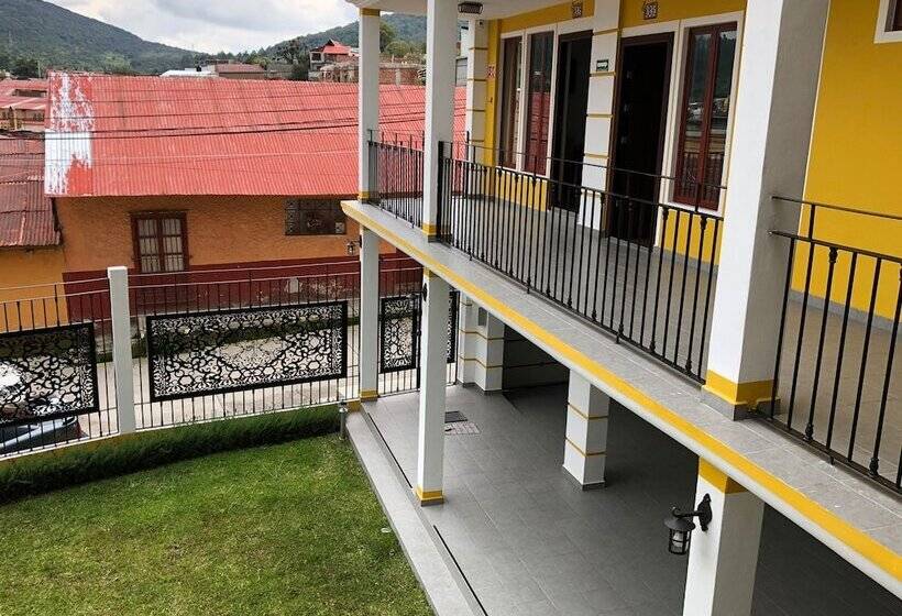 Szálloda Real Del Monte Woods