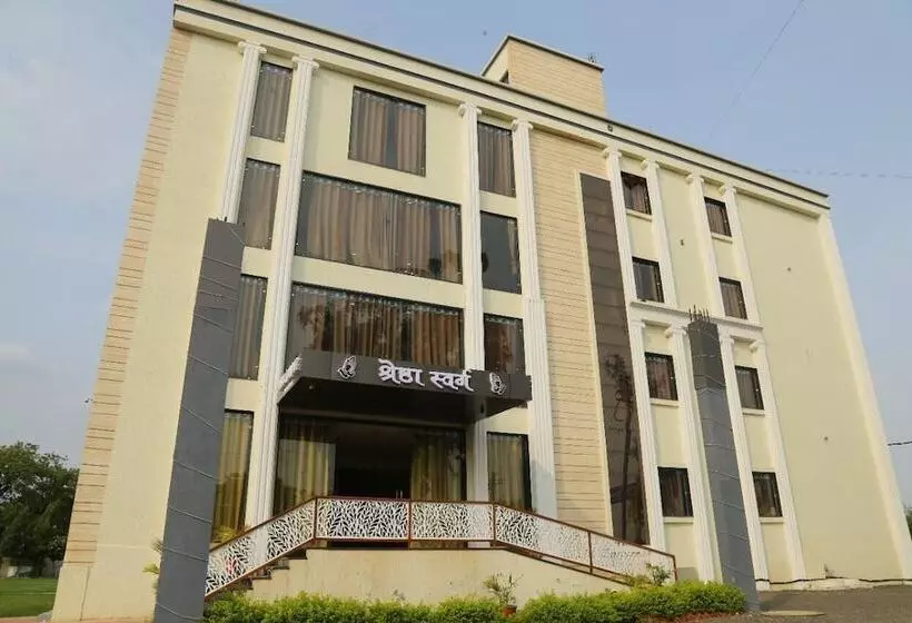 ホテル Shrestha Paradise
