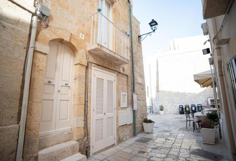 پانسیون Mareluna