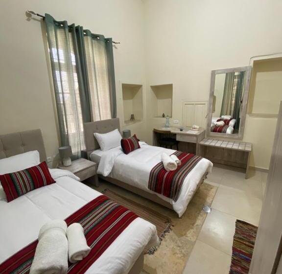 تختخواب و صبحانه Ma An Lil Hayat Boutique