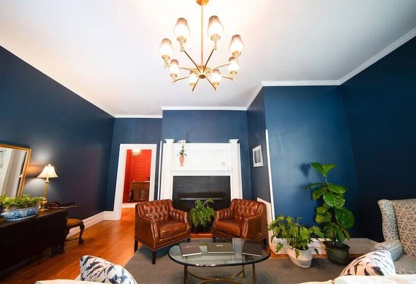 مبيت وإفطار The Edenton Collection Captain S Quarters Inn