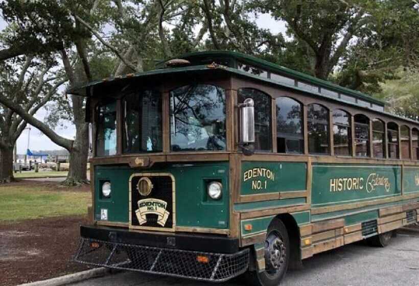 مبيت وإفطار The Edenton Collection Captain S Quarters Inn