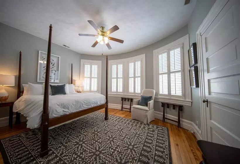 Aamiaismajoitus (B&B) The Edenton Collection Captain S Quarters Inn