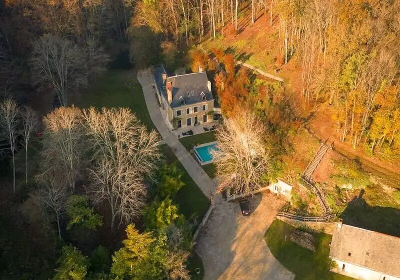 Majatalo Domaine Du Val Sauvage