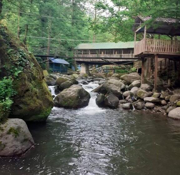 پانسیون Guest House   Green Space