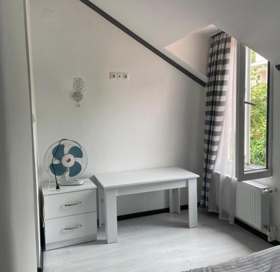 پانسیون Guest House   Green Space