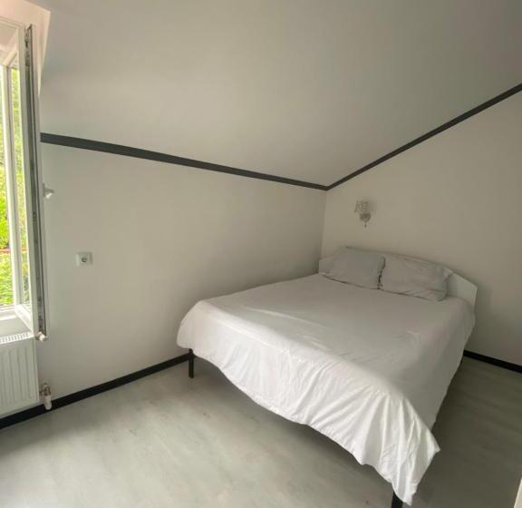 پانسیون Guest House   Green Space