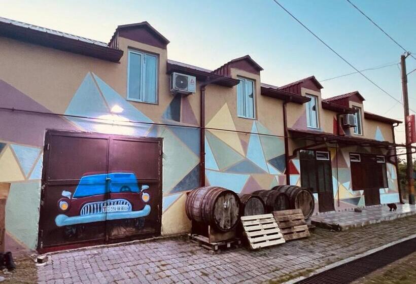 پانسیون Guest House   Green Space