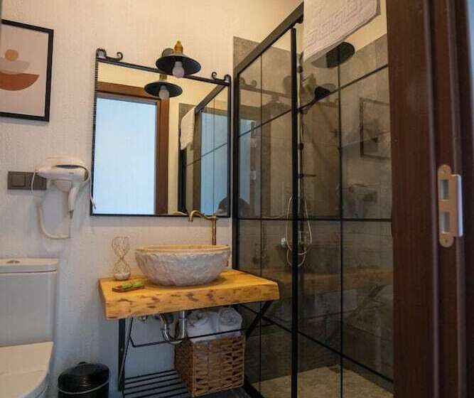 مبيت وإفطار Ajlan Oia