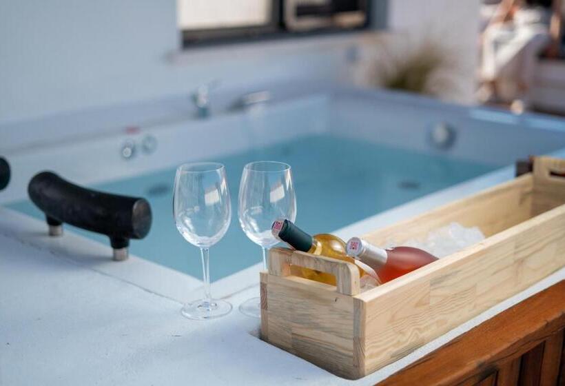 مبيت وإفطار Ajlan Oia