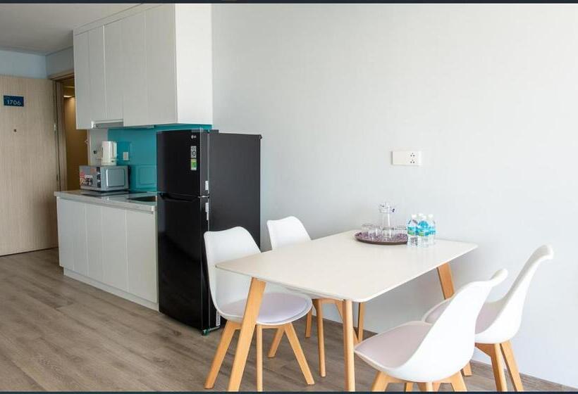 هتل Marina Suites Apartment