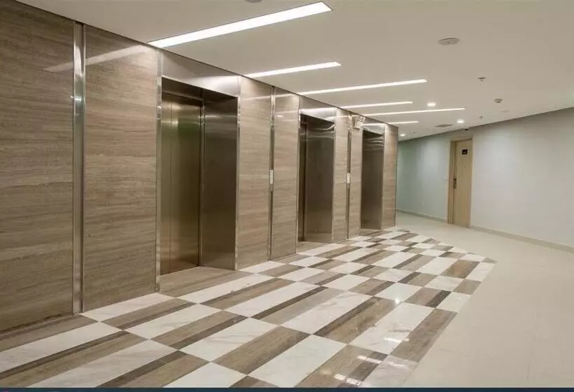 هتل Marina Suites Apartment