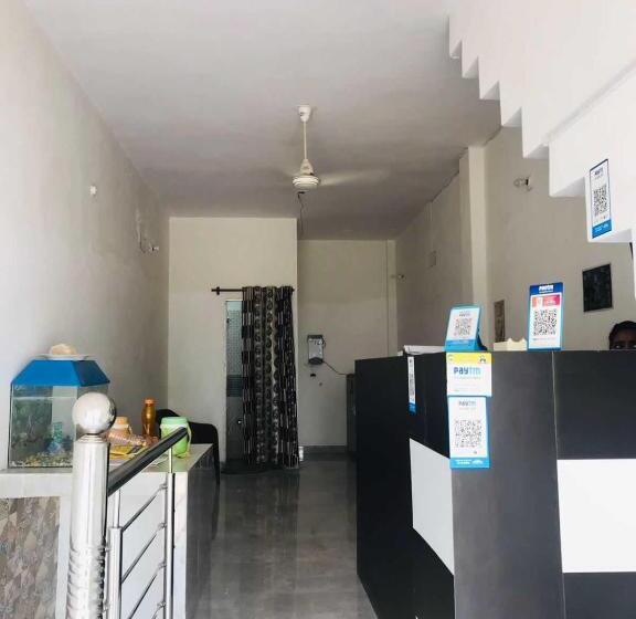 酒店 Spot On 90578 Harman Gest House