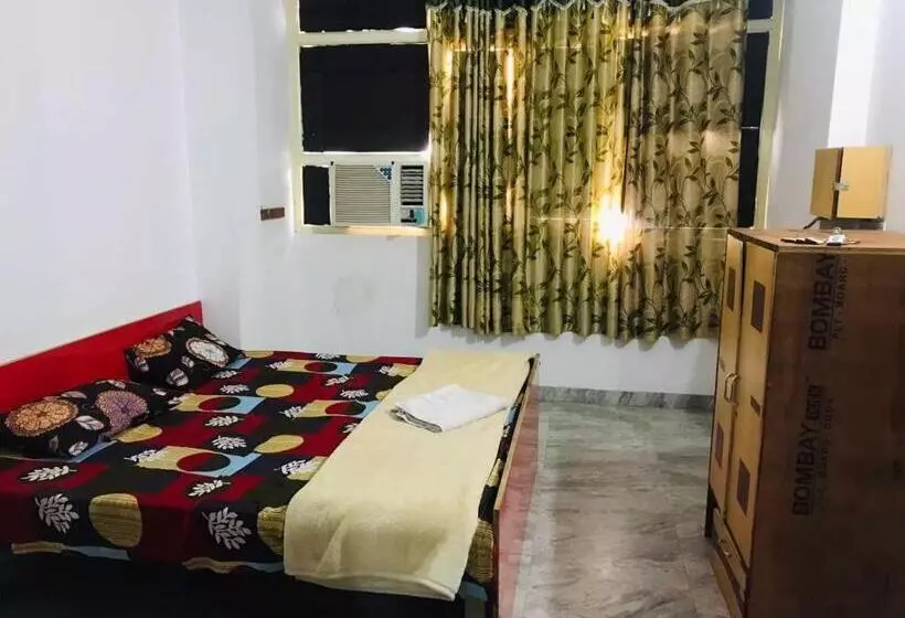 ホテル Spot On 90578 Harman Gest House