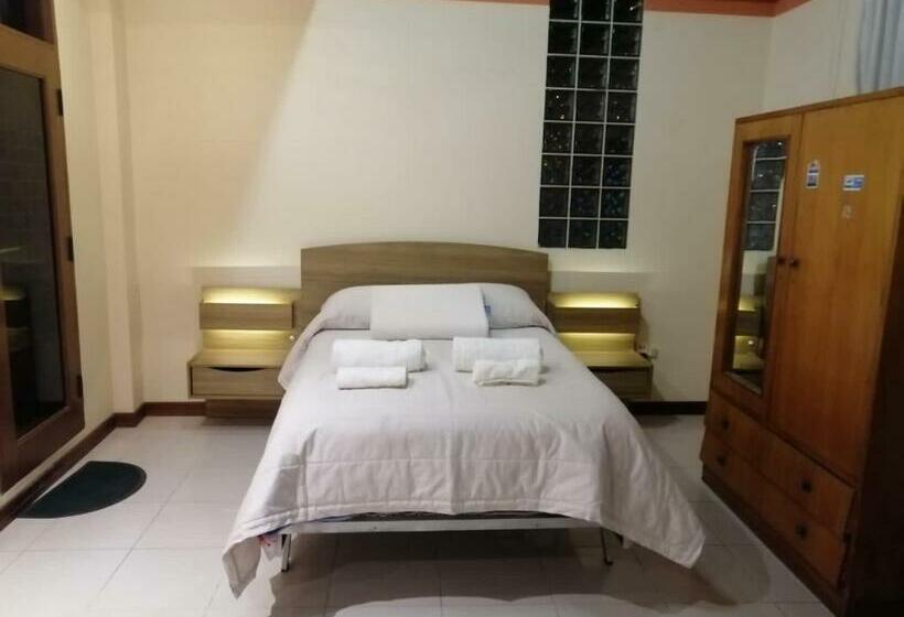 פנסיון Belle Ville