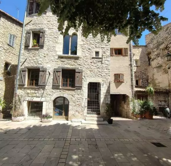 Aamiaismajoitus (B&B) Chambre D Hôtes Les Tomettes