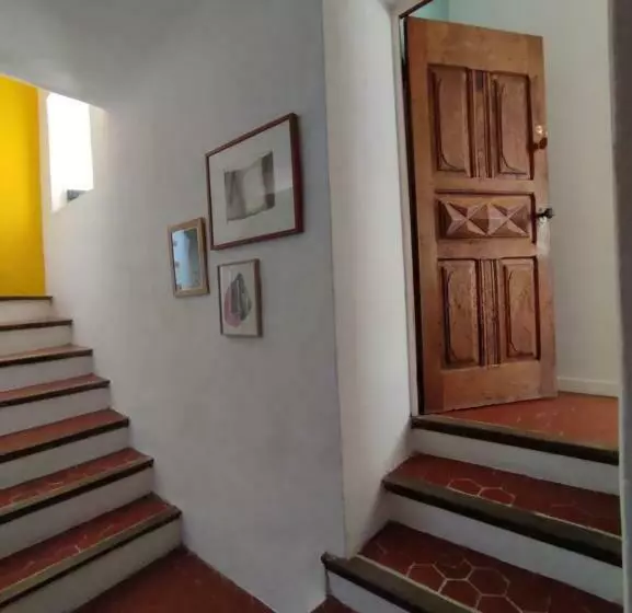 Aamiaismajoitus (B&B) Chambre D Hôtes Les Tomettes