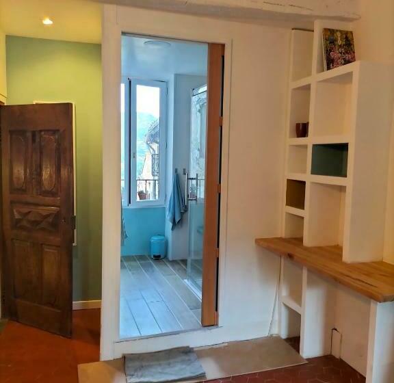 ベッドアンドブレックファースト Chambre D Hôtes Les Tomettes