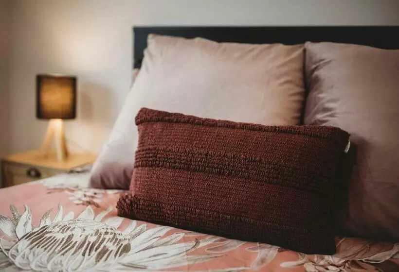 Bell Block Beauty Brand New