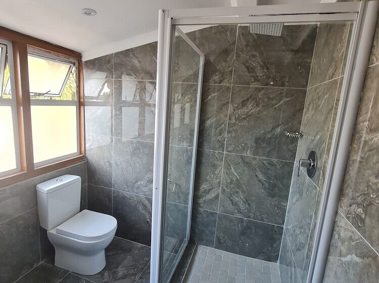 בית מלון כפרי Luxe On Ridge Boutique