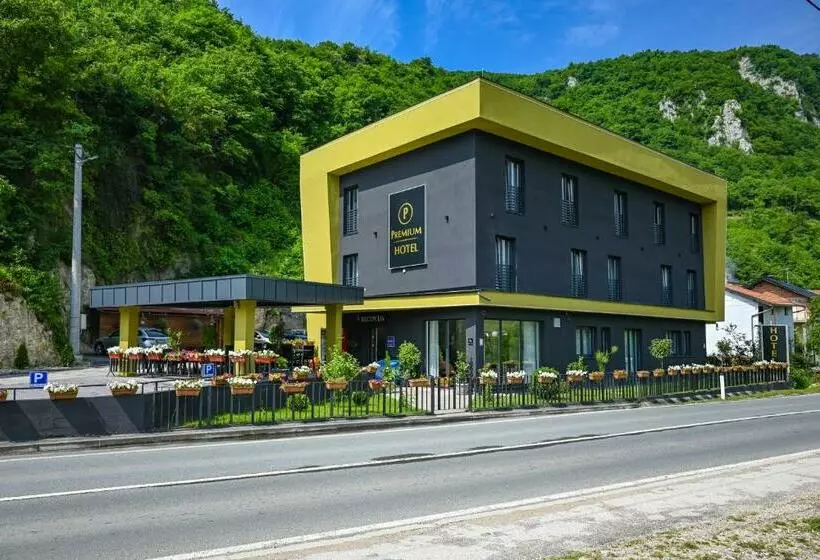 هتل Premium