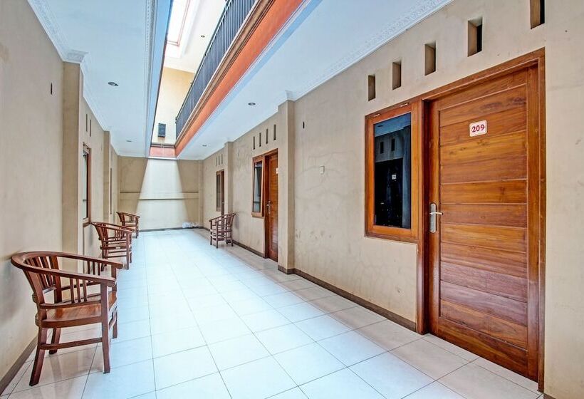 Spot On 91356 Hotel Mustika 2 Syariahnearalun Alun Blora