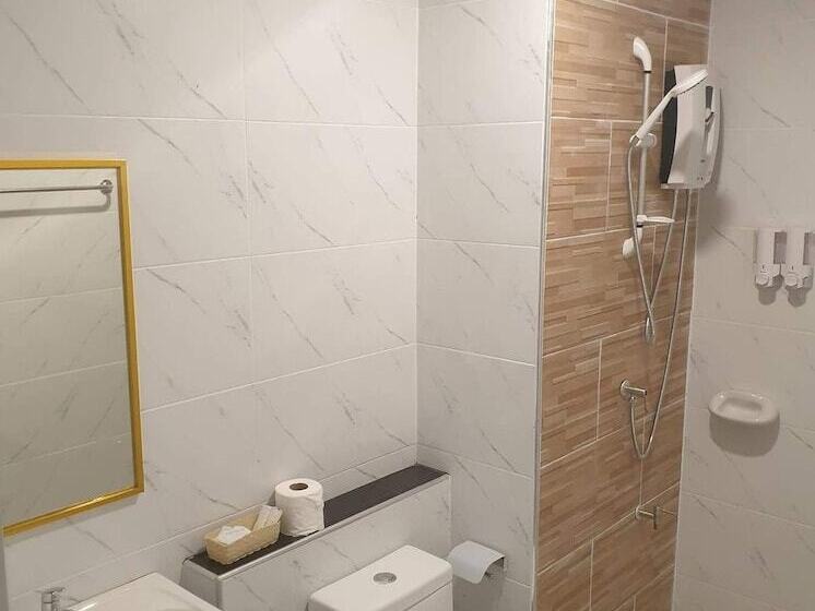 בית מלון כפרי Sritrang Residence