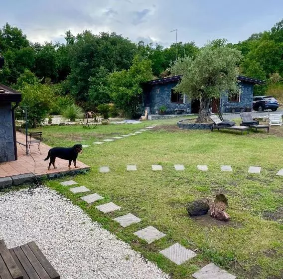 Majatalo Antico Palmento Dell Etna