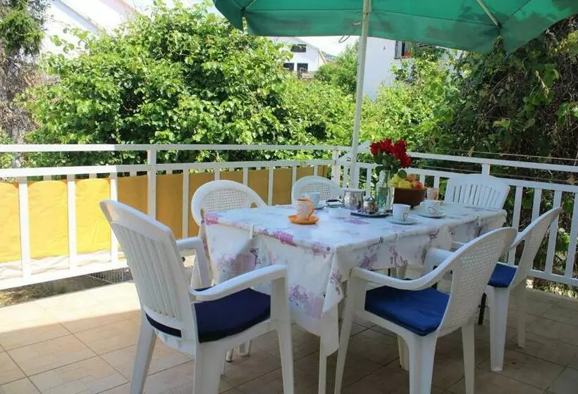 پانسیون Apartments Casablanca