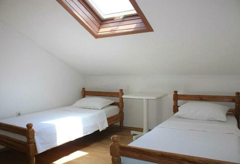 펜션 Apartments Casablanca