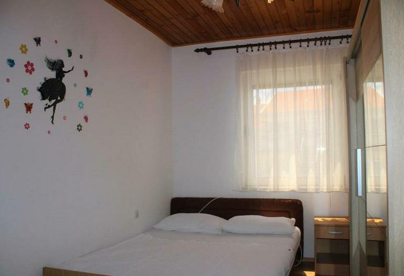 펜션 Apartments Casablanca