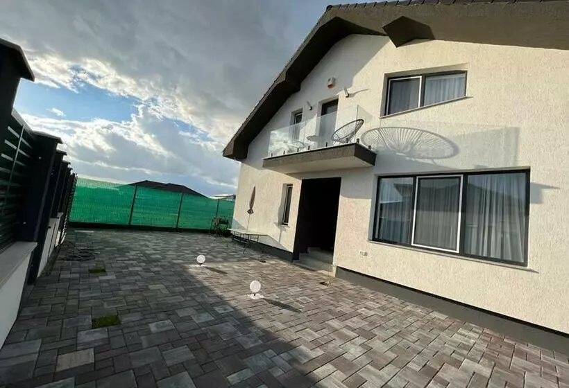 ペンション Casa Abiiani