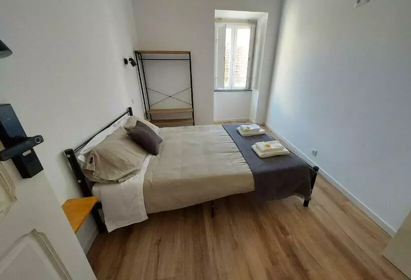 Majatalo Wolley   Peniche Guesthouse