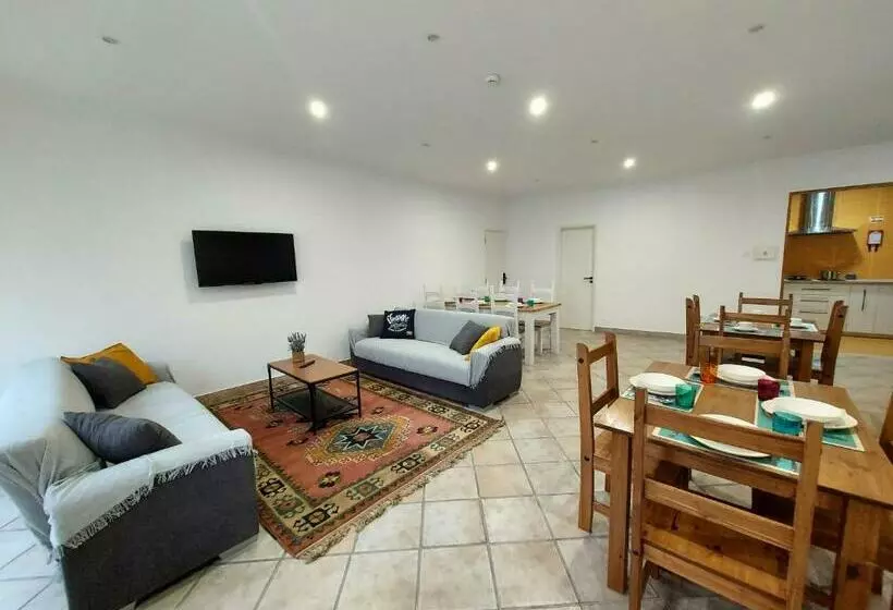 Majatalo Wolley   Peniche Guesthouse