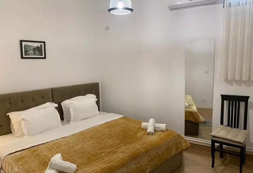 çuçi B&b