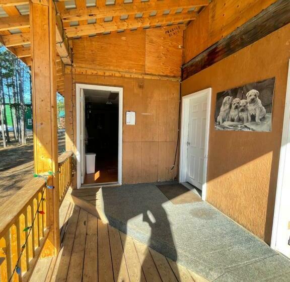 مبيت وإفطار Jade Fever Mine Camp