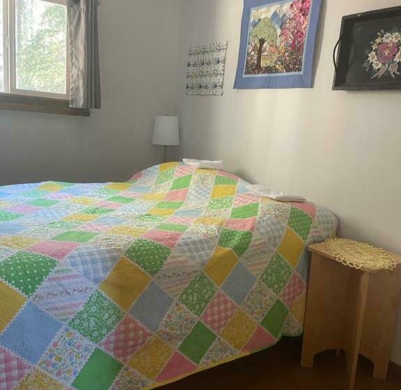 مبيت وإفطار Jade Fever Mine Camp