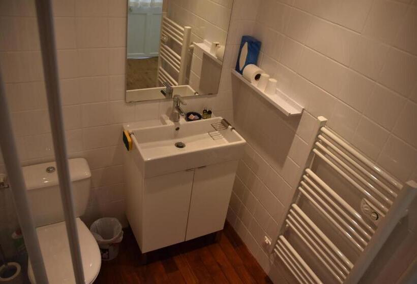 مبيت وإفطار La Little School Chambres D Hôtes à Arçay