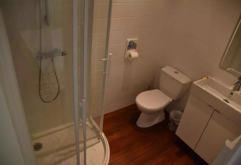 Aamiaismajoitus (B&B) La Little School Chambres D Hôtes à Arçay