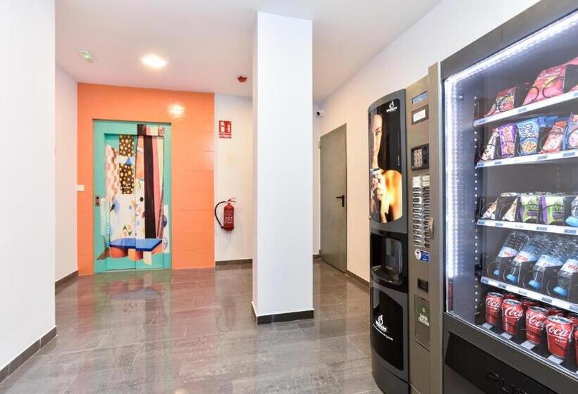 Отель Kuve Marbella