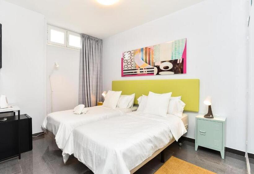 Отель Kuve Marbella