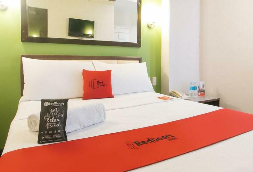 Hotel Reddoorz @ Express Inn Lapu Lapu