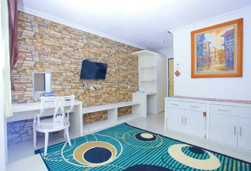 هتل The Djakarta Anandita Syariah