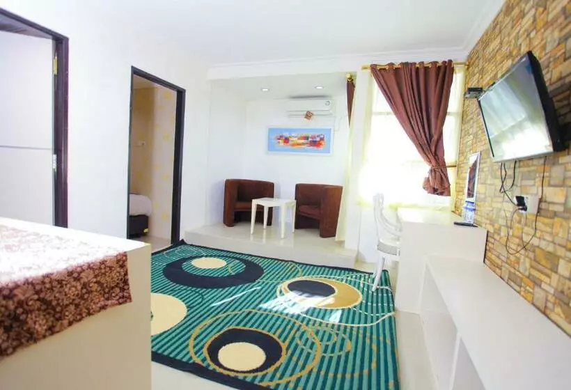 هتل The Djakarta Anandita Syariah