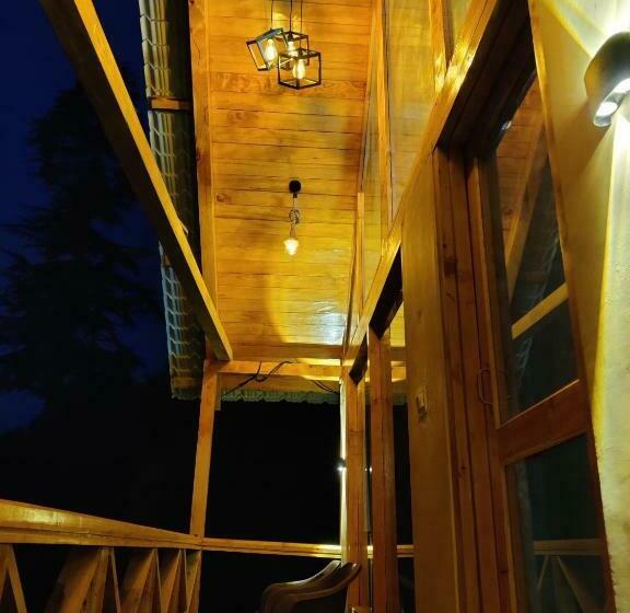 בית מלון כפרי The Forest Cabin Jibhi