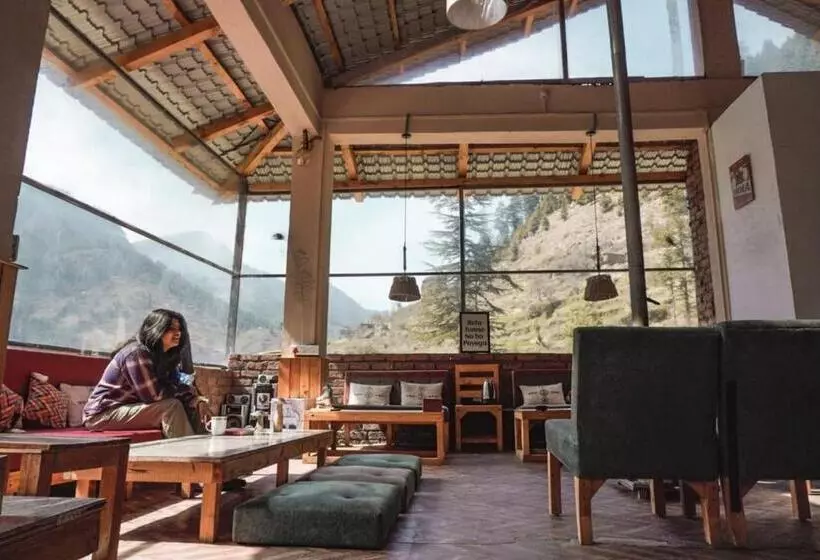 ホテル The Forest Cabin Jibhi