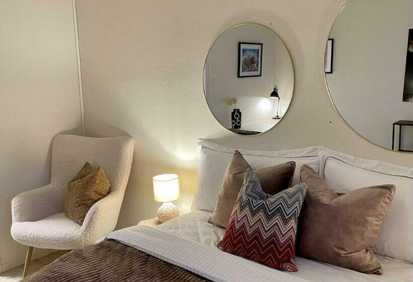 פנסיון A11 Apartments