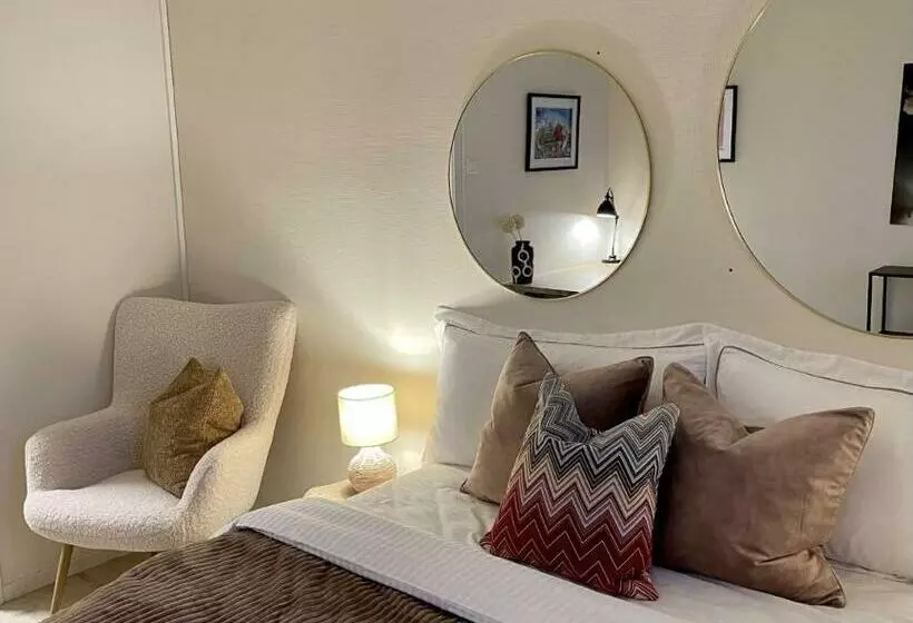 پانسیون A11 Apartments