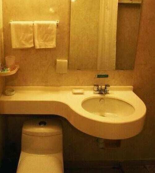 Отель Jinjiang Inn   Qingdao Xiangjiang Road