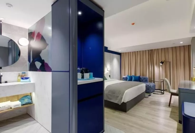 Hotell Lanou International , Hong Kong Middle Road, May Fourth Square, Qingdao